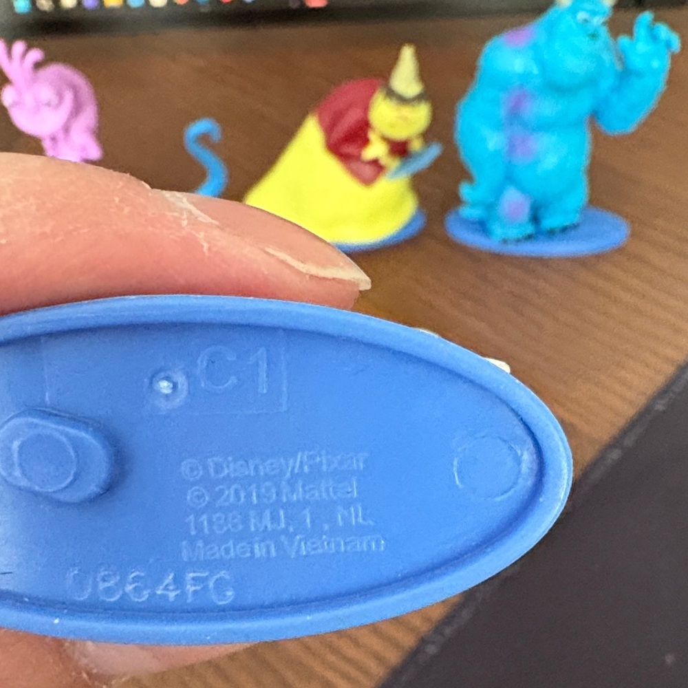 Monsters Inc. Figures set of 4 - Picture 2 of 3